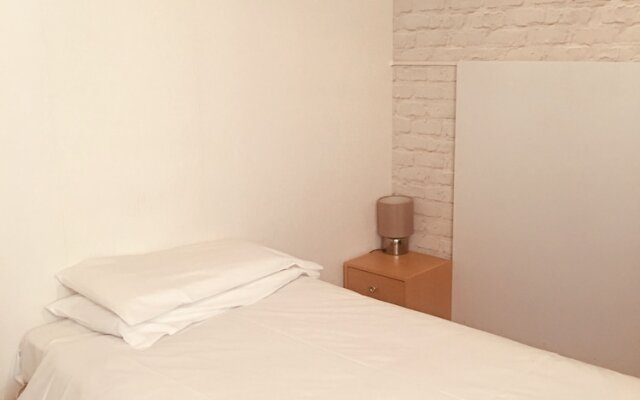 Budget Rooms Crosskeys
