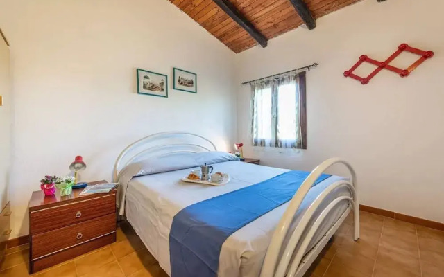 Appealing Apartment Near the sea