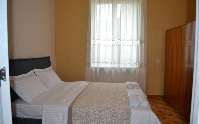 Отель «Старые ворота»