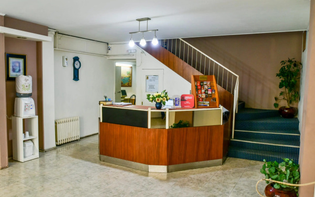 Nuevo City Hotel