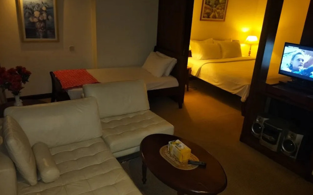 Times Apartment Suites at Times Square