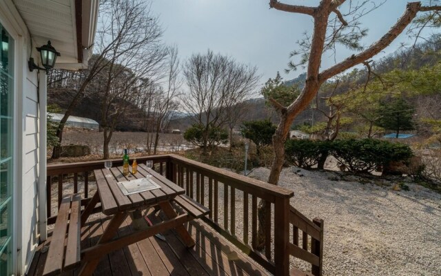 Pocheon Herbville Pension