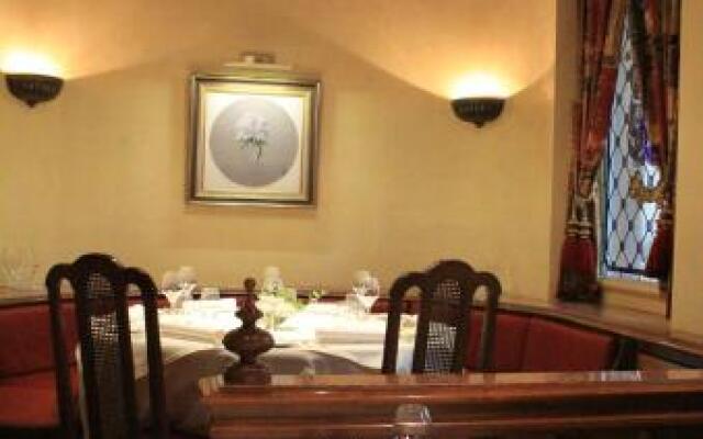 Hostellerie au Cygne
