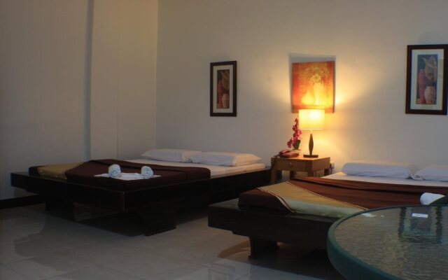 St. Nicolas Inn