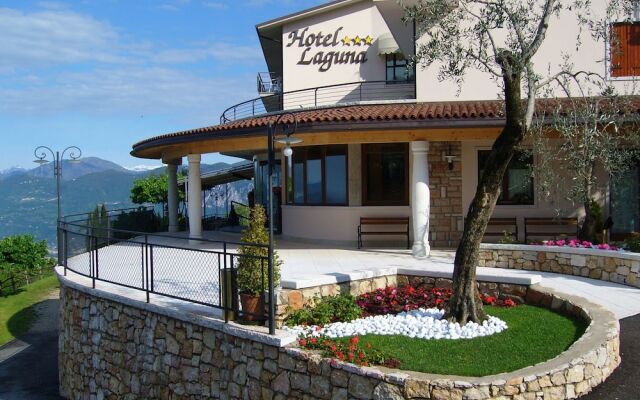 Hotel Laguna