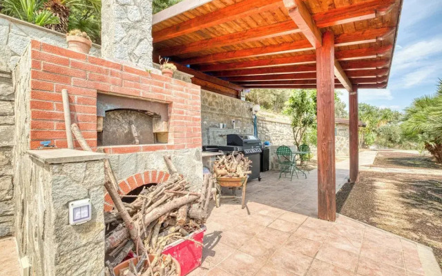 Villa Luce del Sol with Pool - L