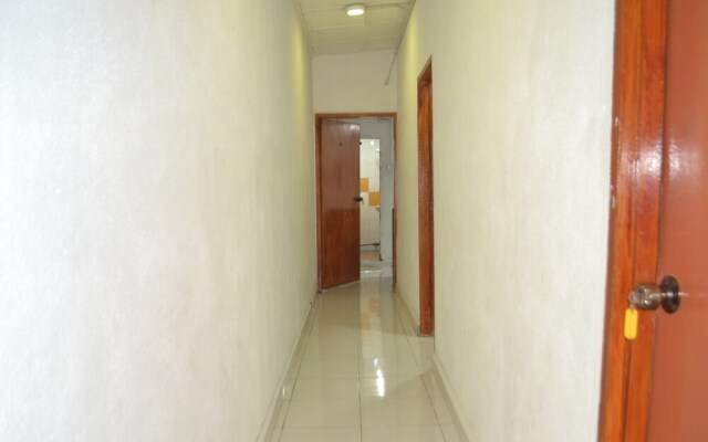 Batu Maung Sempoi Inn And Cafe