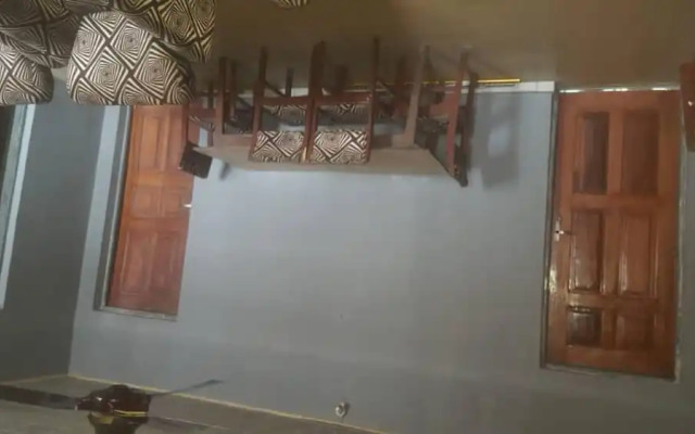 Impeccable 3-bed Apartment Located in Lagos