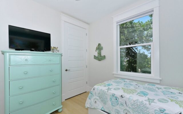 Direct Beach View Apartment 5