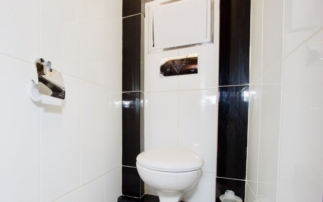 LUXKV Apartment on Zemlyanoy Val 52
