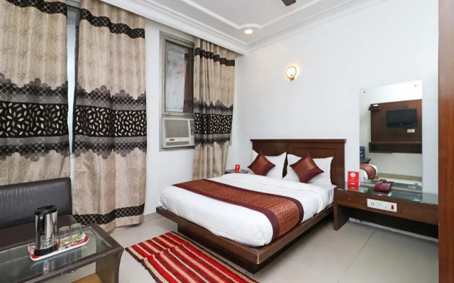 Oyo Flagship 10562 Kumar Palace