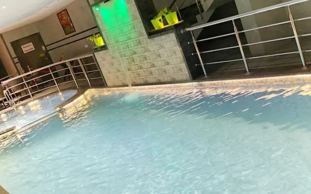 Gulmohar Resort And Spa