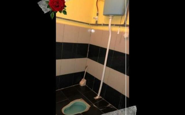 Homestay Razin Gong Badak