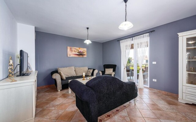 Nice Home in Lovrecica With Wifi and 3 Bedrooms