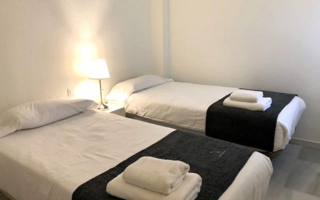 Poolside Holiday Dream 3 Bedroom F-3