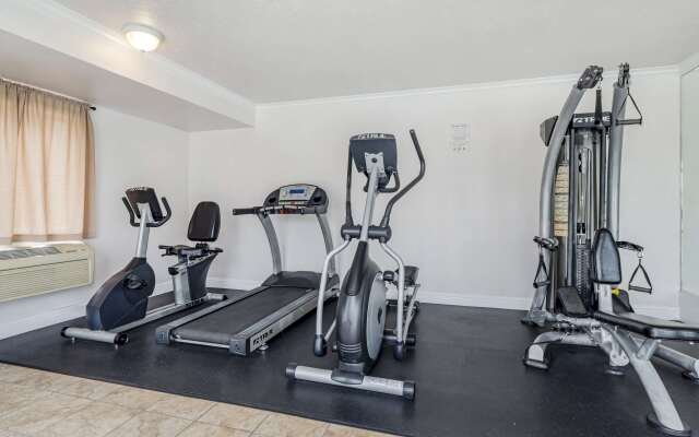 Best Western Salinas Monterey Hotel