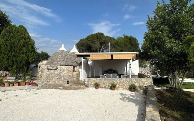 -trulli In The Contrada-