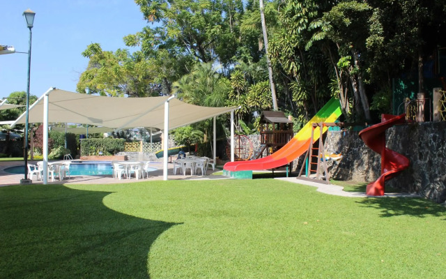 Coral Cuernavaca Resort & Spa