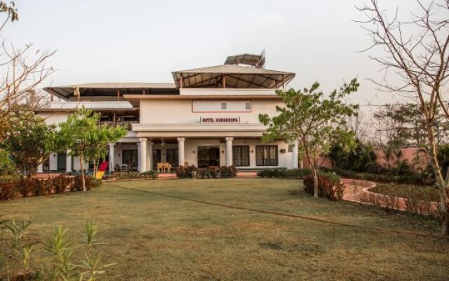 OYO 35932 Hotel Gurukrupa Residency