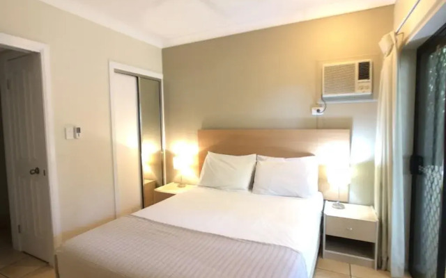 City Plaza Apartments