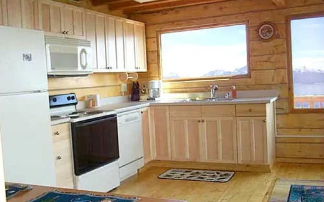 Alaska Adventure Cabins