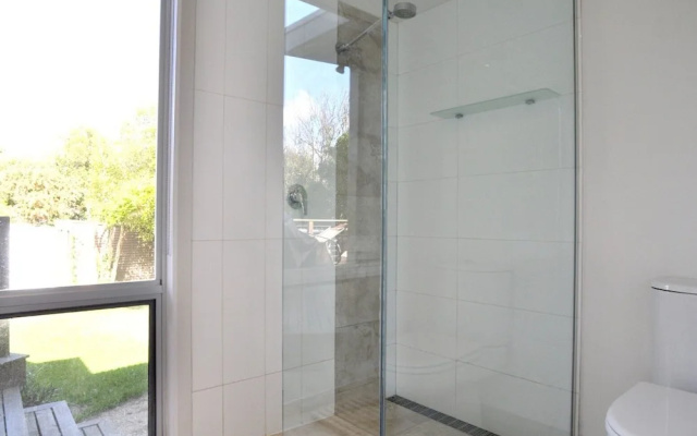 52 On Bayview - Pet Friendly (Outside Only)
