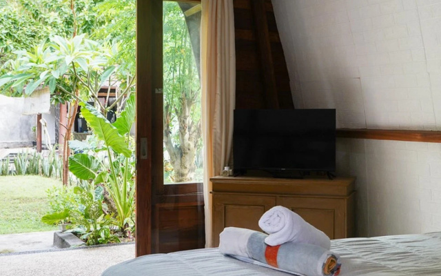 Lullabi Lumbung Villa – Guest Rooms – Senggigi