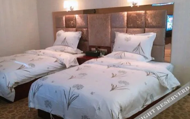 Ruoqiang holiday inn