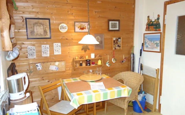 Big 2 Room Apartment with Balcony