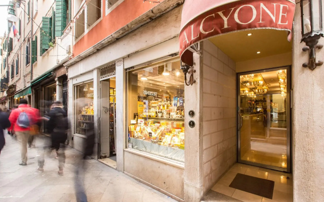 Hotel Alcyone