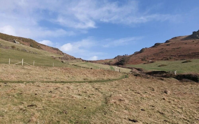 Coastal 4-bed Barn Between Salcombe & Hope Cove
