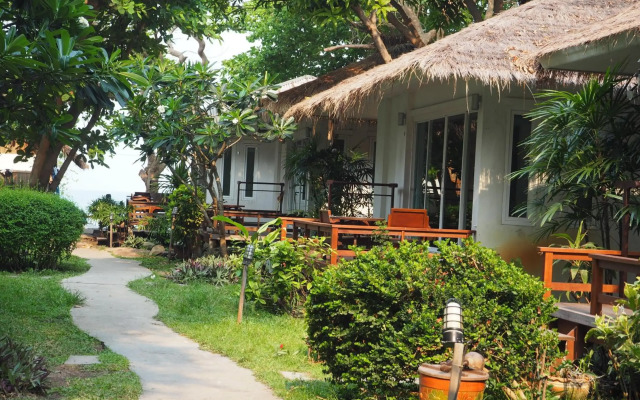 Larissa Samed resort