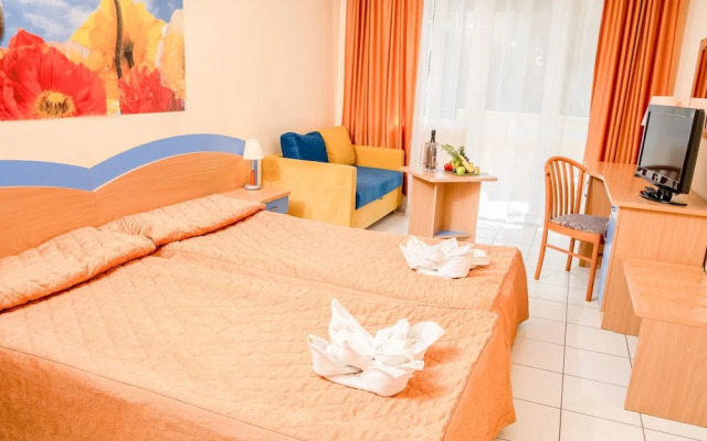 Hotel Dolphin