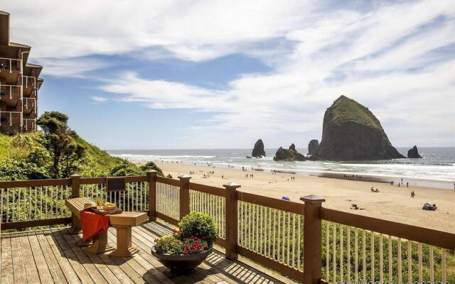 Hallmark Resort - Cannon Beach