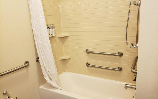 Candlewood Suites MORGANTOWN-UNIV WEST VIRGINIA by IHG