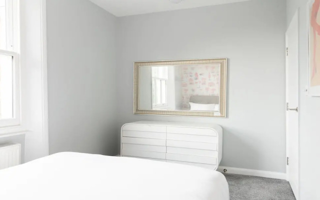 The Kentish Town Escape - Modern 3bdr With Rooftop Terrace