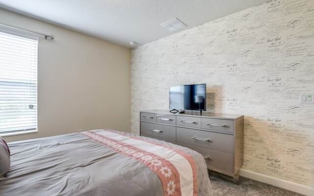 Extremely Private 6-bed House in Four Corners