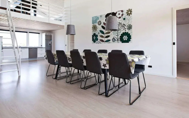 10 Person Holiday Home in Rodby-by Traum