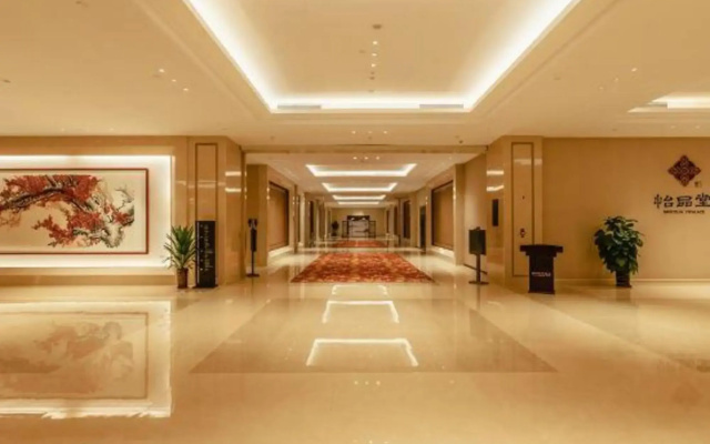 Bairun Oriental Hotel