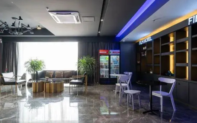 Film Hotel