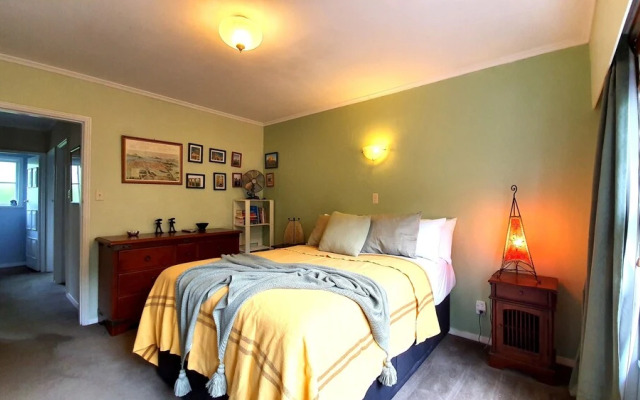 Rustic 1br in Kohimarama Parking & Wifi