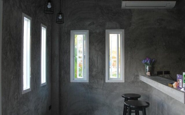 Snooze Inn Phuket