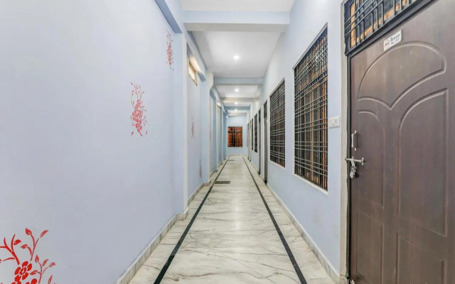 Oyo Flagship 806012 Hotel A Palace