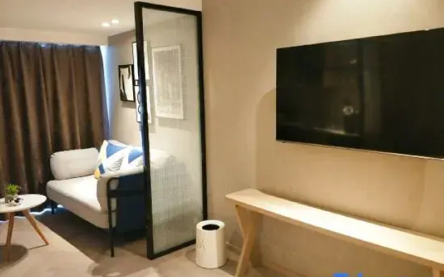 Yixinchengju Service Apartment (Luoyang Municipal Government Quanshun 186)