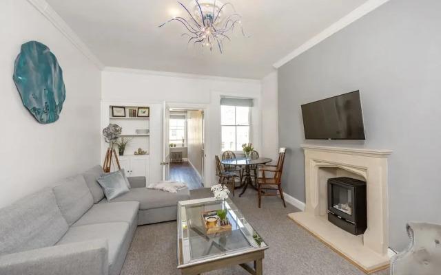 Duke Street City Center Apartment
