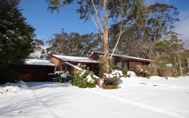 Rosella Retreat