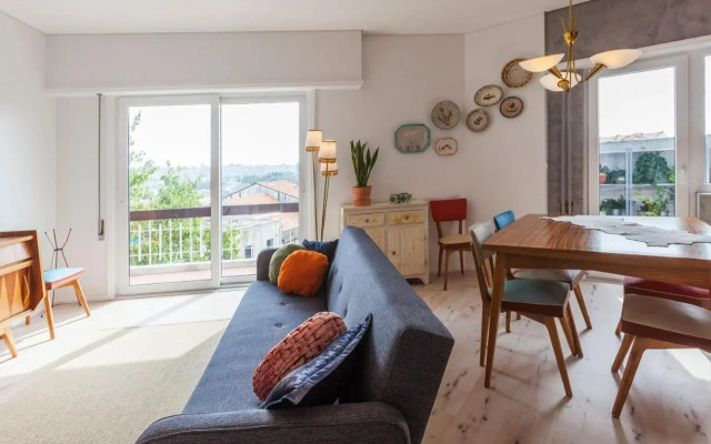 Spacious and Bright City Ap II