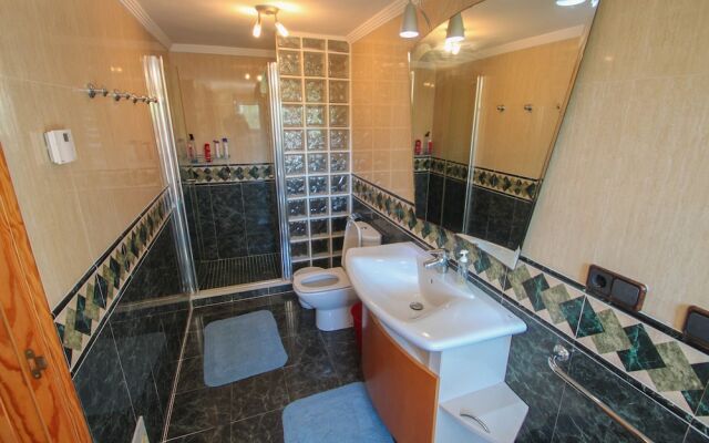 Finca Raiz - modern, well-equipped villa with private pool in Moraira