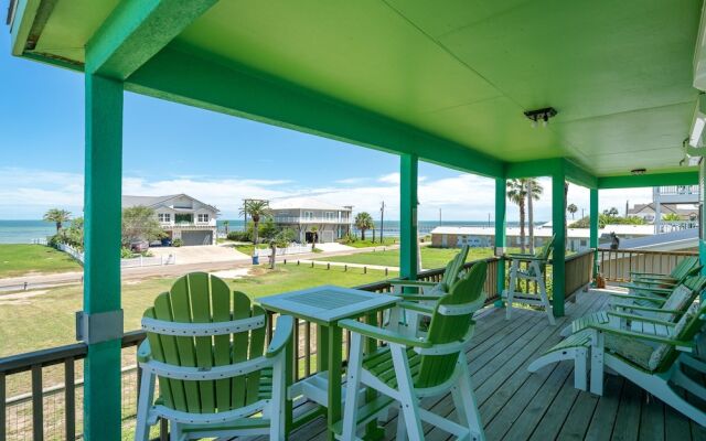 Salt Life Bay Getaway