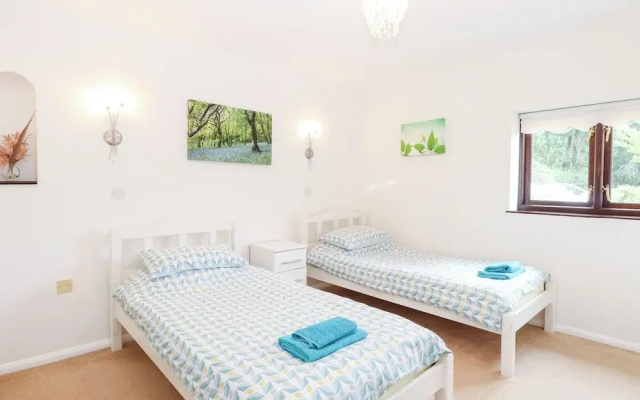Lowbrook Cottage